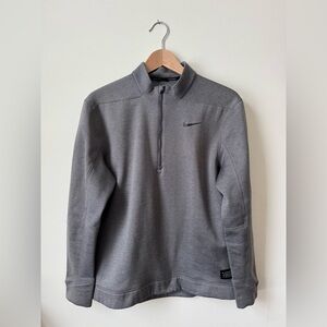 Nike Golf long sleeve top / Jacket (fits like a smaller Medium) - men’s